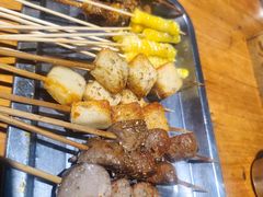 -马路牙子烧烤音乐酒馆(望京店)