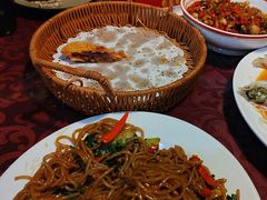 -堂瓦里·33年传统赣菜(第一街区店)