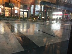 -星巴克臻选(惠州华贸天地1楼店)