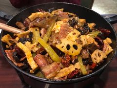 -银鼎轩麻辣香锅(丹尼斯2天地店)