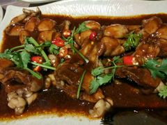 -巴厘龙虾·榜首油焖大虾(音乐学院·沿江酒馆店)