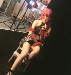 -星元素cosplay动漫摄影写真工作室