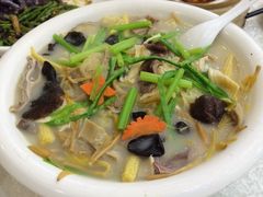 -东豪园林海鲜酒家(南港路辅路店)