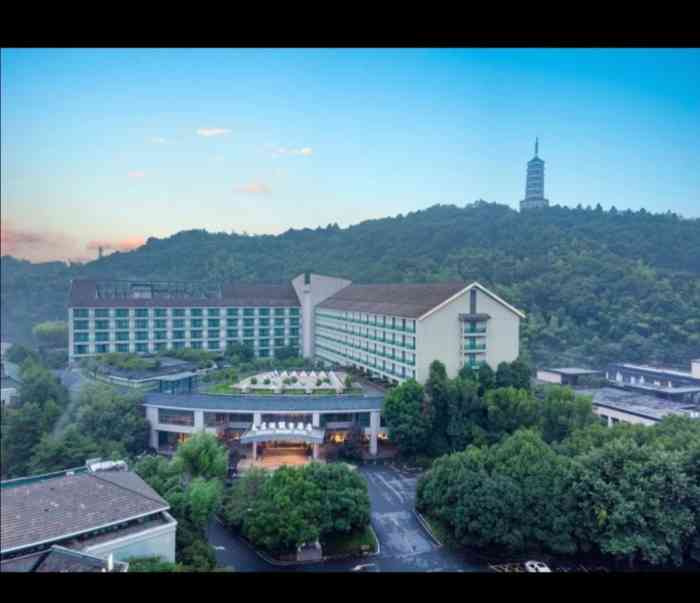 杭州太虚湖假日酒店-"环境很好,非常安静,空气也好,房间大,舒.