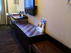 -昆明朗威酒店(昆明站火车站双桥夜市风情街店)