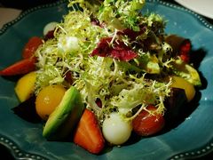 红菜头沙拉-wann lounge 低温慢煮牛排·清吧