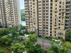 -马尔贝拉度假城