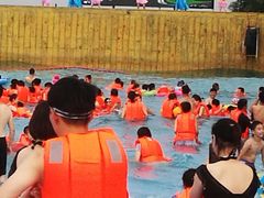 -东湖欢乐水世界