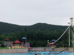 -汤山欢乐水世界