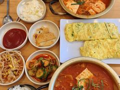 海鲜豆腐锅-金北顺大锅家(신사본점)
