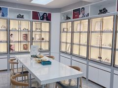 -潘多拉眼镜·蔡司依视路明月(潘家园店)