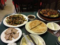 -李连贵酒家熏肉大饼(昆明街店)