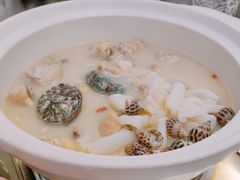 -如一鸡鲍鱼·粤式煲汤(长泰广场店)