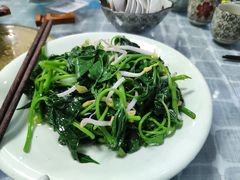 -天天向上素食餐厅(五台山店)
