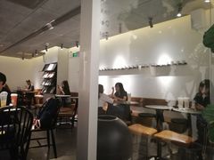 大堂-喜茶(中山利和新地店)