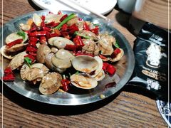 -喝丢一只鞋辣炒海鲜小烧烤(三八广场店)