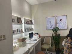 -HIMO海马体照相馆(上海华润CP静安店)