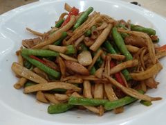 白玉菇珍珠菌炒柳肉-潮喜竹溪荔湖酒家(荔枝湾店)