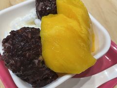 芒果白雪黑糯米-满记甜品(王府井北京市百货大楼店)