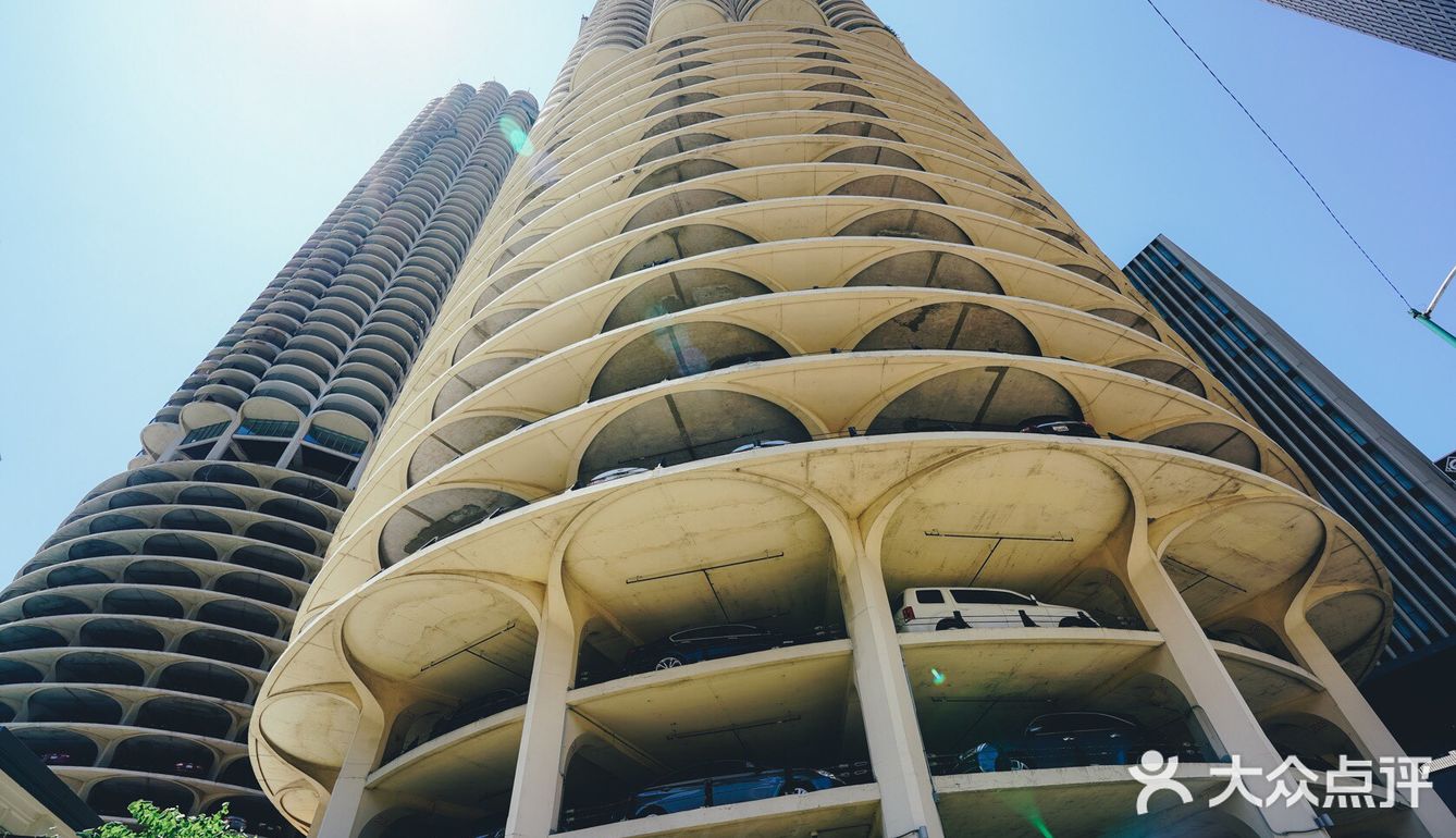 芝加哥最奇特—玉米大楼