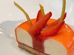 -潮一不贰·法式甜品·生日蛋糕·西式简餐(外滩店)