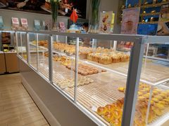 面包甜点陈列柜-好利来(乐堤港店)