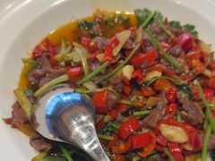 -新天明砂锅鱼头煲