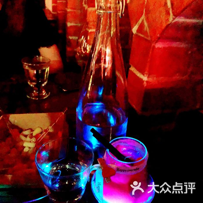 g10 club红酒威士忌酒吧