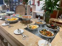 -大中华希尔顿酒店-念自助餐·海南美食·三文鱼