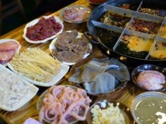 -岗上渣渣老火锅(两路口店)