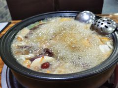 -菌之家·专业纯野生菌火锅·特色炒菌