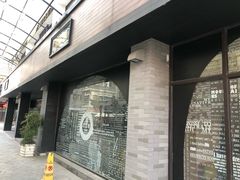 -钟书阁(珍园店)