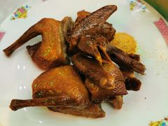 招牌乳鸽-东鑫记港式茶餐厅(南京东路店)