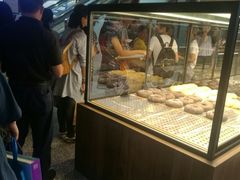 面包甜点陈列柜-LELECHA乐乐茶(上海五角场万达广场店)