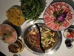 -卤校长重庆火锅(国兴店)