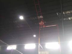 -嘿哟动霸CHUA·新潮玩运动娱乐中心·蹦床滑冰团建乐园