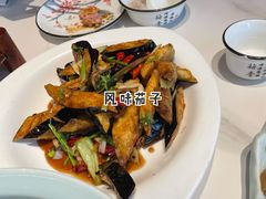 -梅飞酒家(名辉豪庭店)