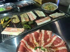 -马路牙子地桌烤肉(工体店)