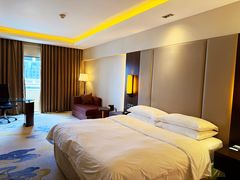 -昆明中心皇冠假日酒店