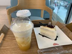 -焙丽拾光(麦凯乐直营店)