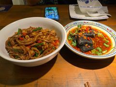 -洞庭土菜小炒馆(易发广场店)