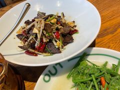 -一坐一忘云南菜(嘉里中心店)