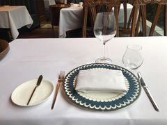 餐具摆设-福楼法餐厅FLO