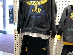 -BOY LONDON(上海佛罗伦萨小镇店)
