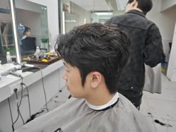 -尤司男士国潮理发馆