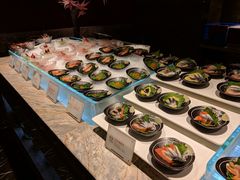 -半岛翡丽海鲜自助餐厅(观风亭店)