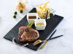 -上海浦东假日酒店逸庭咖啡厅