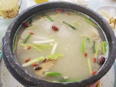 -墨脱石锅椰子鸡•海鲜糟粕醋(榆亚路店)