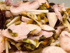 雪菜蘑菇肉片-虎哥私房菜(馒头山店)