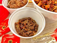 -鑫记婆婆兔·成都特产·兔头手撕兔(太古里店)